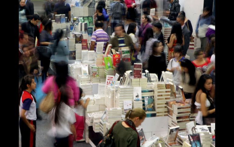 Los detenidos fueron identificados por sus compañeros como estudiantes de Letras Hispánicas de la UdeG. EL INFORMADOR / A. Hinojosa