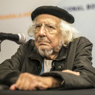 La FIL celebra a Ernesto Cardenal por 90 años de poesía