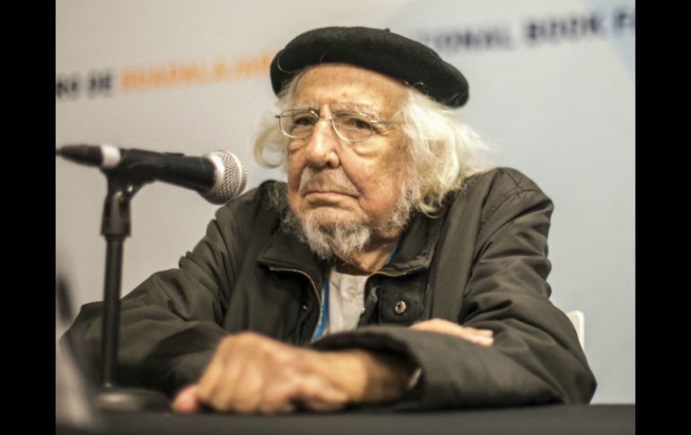 'No me gusta releerme; cuando hago un poema lo olvido, para poder hacer otro' comparte el poeta. EL INFORMADOR /