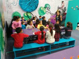 Diversos talleres en el espacio infantil son destinados para el desarrollo de la escritura y la lectura. EL INFORMADOR / H. Navarro