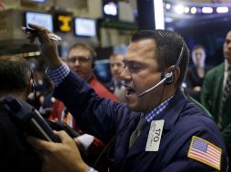 El indicador Dow Jones subió hasta las 17 mil 958.79 unidades. AP / ARCHIVO
