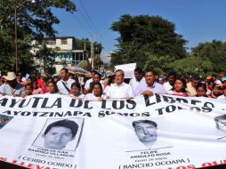 Ortega reafirma sus compromisos con los familiares de normalistas; entre ellos, continuar la búsqueda de los jóvenes. TWITTER / @GobOrtega