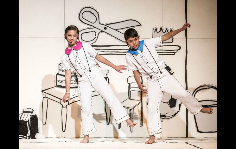 Historia de dos gemelos' es presentada este viernes en la FIL por la compañía Los ferrocarrileros de Jalisco. EL INFORMADOR / A. Hernández