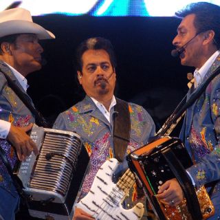 Por respeto, Los Tigres no cantarán sobre Ayotzinapa