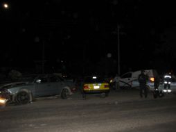 La colisión se dio de manera frontal entre la camioneta y el Infinitum. EL INFORMADOR /