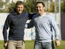 Los DT del Barça y el Espanyol, Luis Enrique y Sergio González, convivieron ayer como marca la tradición en el día previo al Derbi. EFE / A. Dalmau