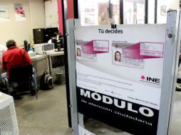 El Instituto recordó que los 945 Módulos de Atención Ciudadana operan en todo el país para realizar los trámites. EL INFORMADOR / ARCHIVO