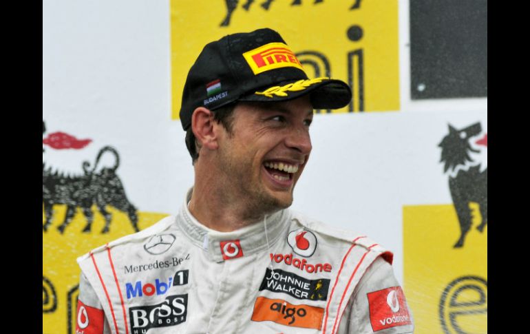 El británico menciona que su carrera es buena, por lo que su futuro no le preocupa; en los próximos días se sabrá su futuro. AP / ARCHIVO.