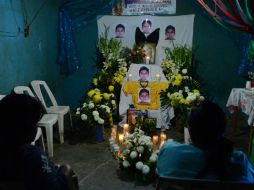 Lamentan que la vida de Alexander haya terminado en fragmentos. EFE / L. Ocampo