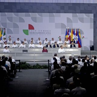 Raúl Castro llega a Veracruz para Cumbre Iberoamericana