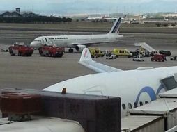La aeronave se desvía al Aeropuerto Internacional de Los Ángeles, donde el resto de los pasajeros cambiaron de avión. AP / ARCHIVO