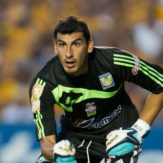 Nahuel Guzmán califica de 'mañoso' a Oribe Peralta