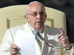 Sale al paso de las críticas de los grupos que lo consideran un peligro para la doctrina de la Iglesia por tratar ciertos temas. AFP / A, Solaro
