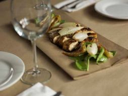 • Pollo en papel de Con Tenedor  /