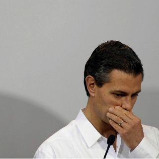 Krauze pide a Peña que se disculpe con el pueblo de México