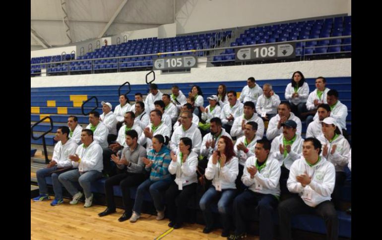 Durante la presentación del programo estuvieron presentes también los 56 profesores que apoyarán las actividades. TWITTER / @CODEJALISCO