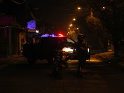 Policías acuden al reporte de los vecinos y la niña es trasladada a los Servicios Médicos Municipales. EL INFORMADOR / ARCHIVO