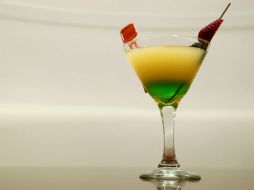 Condimentos como el cardamomo, jengibre, chiku-bai, furikake y hojas como albahaca, romero y te limón son los mezclados en las bebidas. EL INFORMADOR / ARCHIVO.