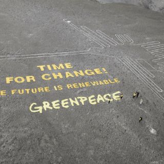Greenpeace, en la mira por daños a Líneas de Nasca