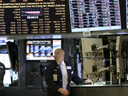 El índice compuesto del mercado Nasdaq termina la jornada con un descenso de 54.56 puntos y se situa en 4 mil 653.60 unidades. AP / ARCHIVO