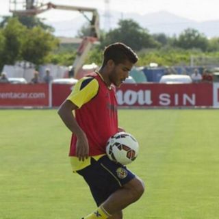 Jonathan Dos Santos va por tercera titularidad consecutiva en Liga