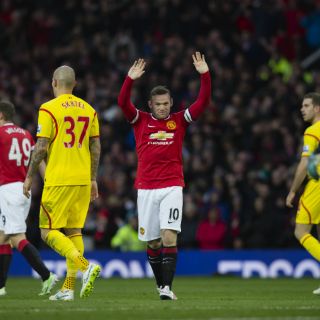 El Manchester United se lleva el clásico