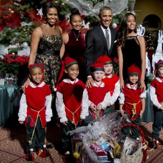 Los Obama asisten a concierto navideño de caridad