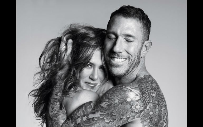 Aniston rechaza la idea que la señala como 'no maternal' por el hecho de no ser madre. FACEBOOK / allure