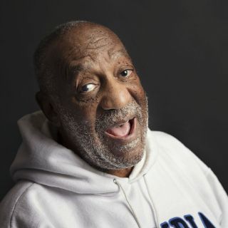 Esposa de Cosby lo defiende en un comunicado