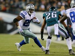 DeMarco Murray es el líder en yardas por tierra de la presente campaña de la NFL con mil 687 acumuladas. AFP / Elsa