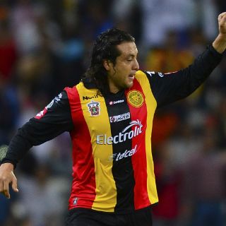 Leones Negros compra a Héctor Reynoso