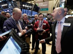 La volatilidad de la jornada está marcada por el petróleo y el desplome del rublo ruso. AP / ARCHIVO