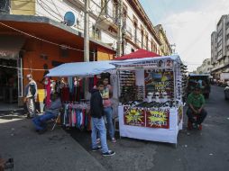 El PAN señalaó que los espacios se venden a ambulantes hasta en 70 mil pesos, con cuotas diarias. EL INFORMADOR / ARCHIVO