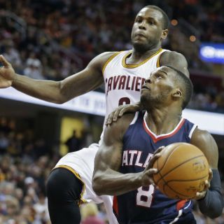 Atlanta saca las garras y vence 127-98 a los Cavaliers