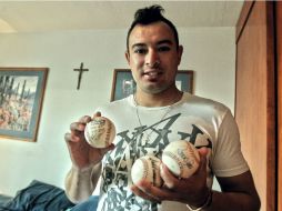 García presume los tesoros que ha obtenido en esta etapa como miembro de los Charros, en la que se ha tenido que adaptar a la ciudad. EL INFORMADOR / E. Barrera