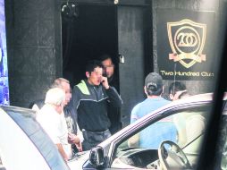 Cierre de mediodía. Entrada al lugar que abre prácticamente 12 horas continuas, según vecinos. EL INFORMADOR / A. Hinojosa