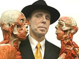 Von Hagens salta a la fama tras 'plastinar' su primer cadáver en 1990. FACEBOOK / Gunther von Hagens' BODY WORLDS
