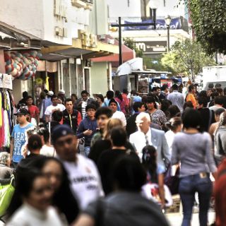 Policía incrementa vigilancia en tianguis y zonas comerciales