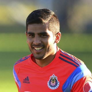 Ponce niega que haya sido el problema en Chivas