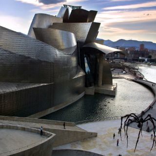 Guggenheim y Bilbao prolongan su idilio