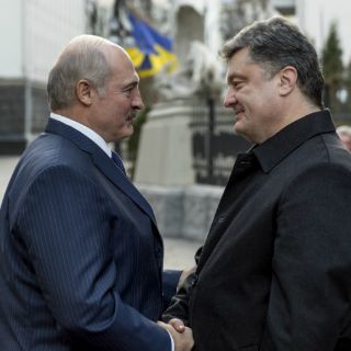 Lukashenko se entrevista con su homólogo ucraniano