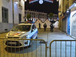 La policía vigila el sitio en el que se produjo el accidente. AFP / G. Gobet