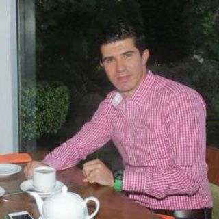 Critican a hijo de Madrazo por portar arma