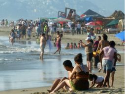 ''Tenemos varios eventos y atractivos para quienes nos visiten'', afirma el secretario de Turismo municipal, Netza Peralta. SUN / ARCHIVO