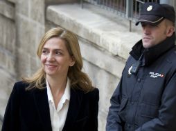 Cristina deja de formar parte de la familia real con la ascensión de Felipe, ya que solo la conforman padres e hijos del monarca. AFP / ARCHIVO
