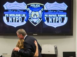 Rafael Ramos y su compañero Wenjian Liu fueron asesinados mientras se encontraban en su vehículo policial. AFP / A. Burton