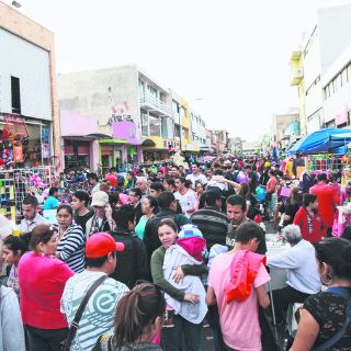 Comerciantes establecidos cuentan más ambulantes