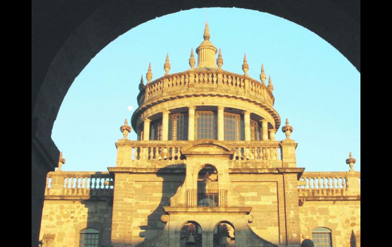 El Instituto Cultural Cabañas. Hasta el 4 de enero del 2015 manejará el horario de lunes a domingo de 10:00 a 20:00 horas. EL INFORMADOR /