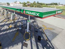 Recomiendan a los automovilistas acudir a las estaciones del oriente de la ciudad, donde sí encontrarán combustible. EL INFORMADOR / ARCHIVO