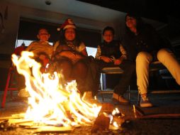 En algunas colonias se sigue registrando el uso de fogatas, estas ocasionan altos índices de contaminantes en el aire. EL INFORMADOR / ARCHIVO